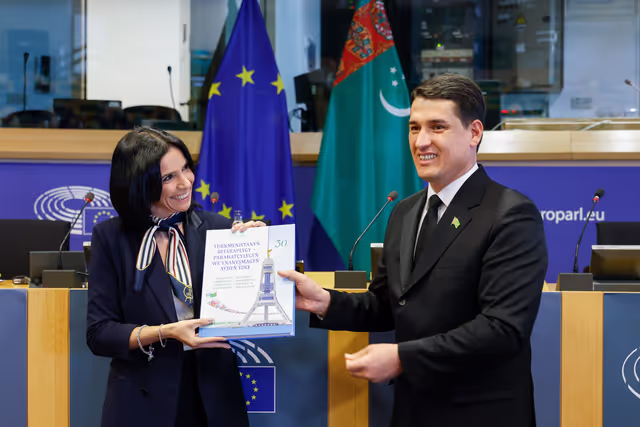 Fotagrafa 18: 9th EU-Turkmenistan Inter Parliamentary meeting