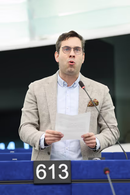 EP Plenary session - Resumption of session and order of business