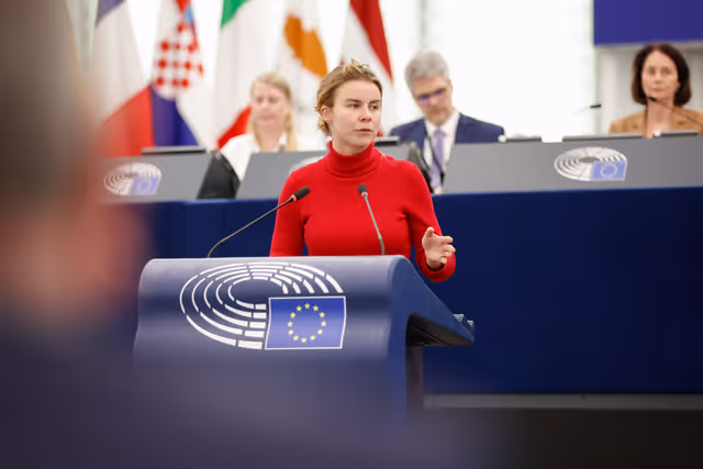 Photo 48: EP Plenary session - Gender pay and pension gap in the EU