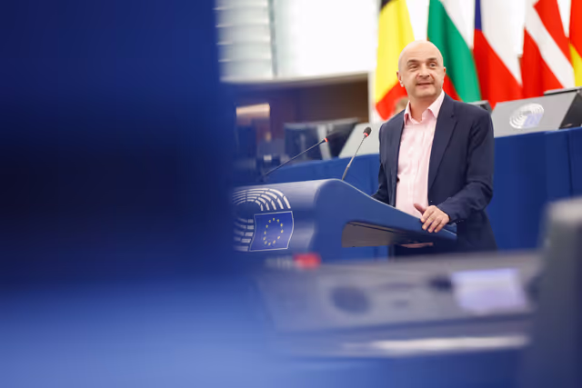Photo 35: EP Plenary session - Gender pay and pension gap in the EU