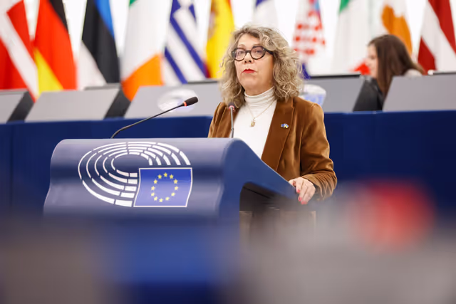 Photo 15: EP Plenary session - Gender pay and pension gap in the EU
