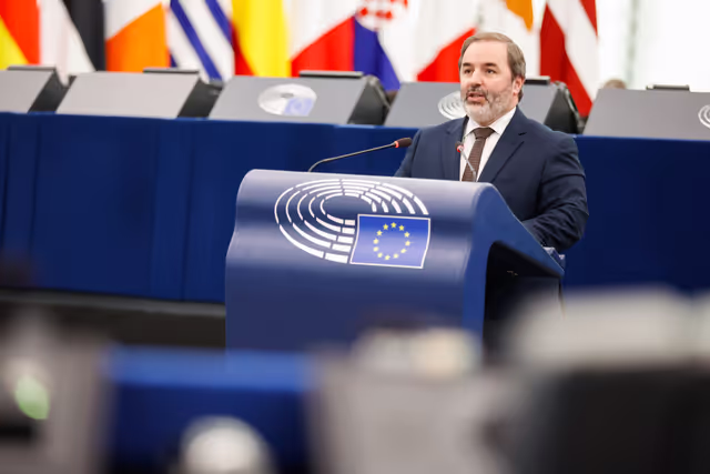 Photo 13: EP Plenary session - Gender pay and pension gap in the EU
