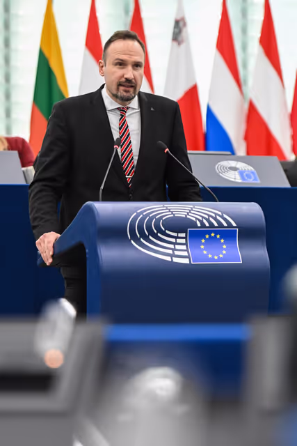 Fotografie 32: EP Plenary Session - Single Market: how to move from an incomplete single market to one market for one Europe