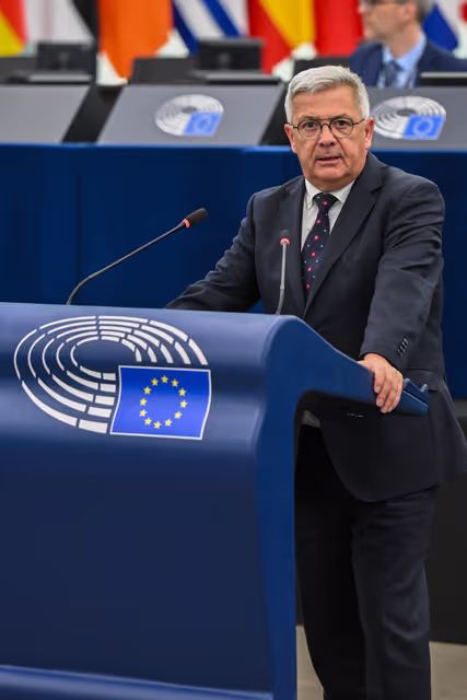 Fotografie 28: EP Plenary Session - Single Market: how to move from an incomplete single market to one market for one Europe