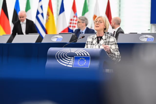 Fotografie 14: EP Plenary Session - Single Market: how to move from an incomplete single market to one market for one Europe