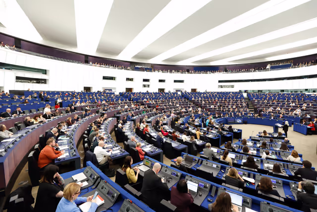 Zdjęcie 40: EP Plenary Session - International Women's Day Celebration