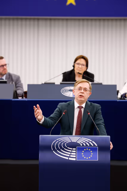 EP Plenary Session - Joint debate - Defence