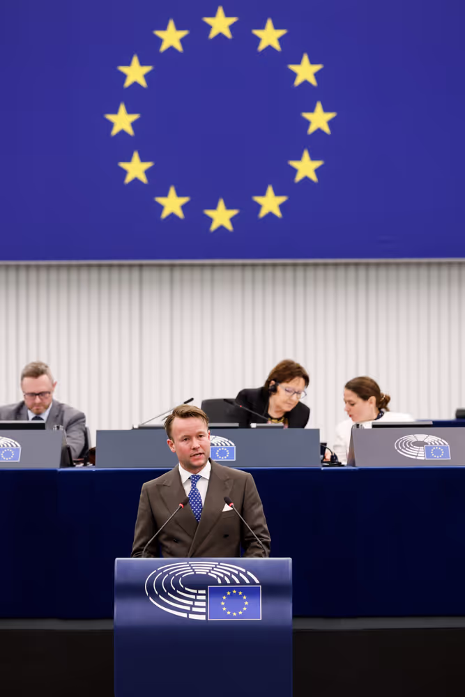 EP Plenary Session - Joint debate - Defence