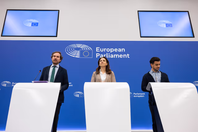 Fotografia 10: Press conference on the report on the housing crisis in the EU with the aim of proposing solutions for decent, sustainable and affordable housing