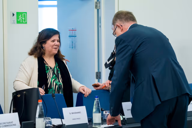 Φωτογραφία 21: Multi-Financial Framework Contact Group