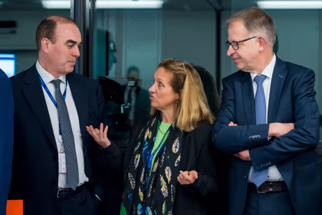 Φωτογραφία 14: Multi-Financial Framework Contact Group
