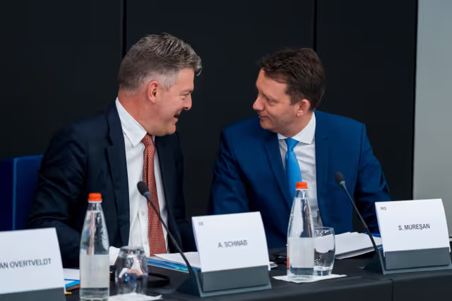 Φωτογραφία 10: Multi-Financial Framework Contact Group