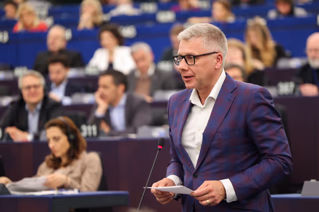 Photo 36: EP Plenary Session - Voting session