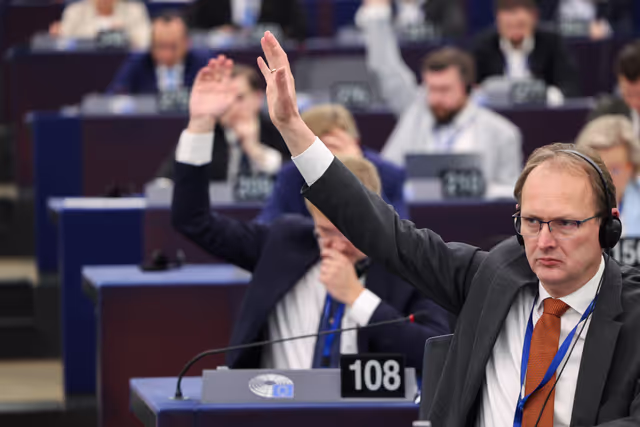 Photo 15: EP Plenary Session - Voting session