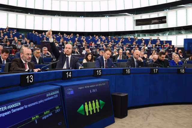 Photo 17: EP Plenary Session - Voting session
