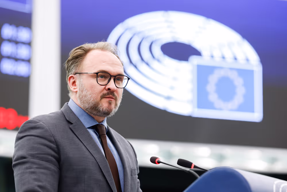 EP Plenary Session - Child sexual abuse online: protect children, not perpetrators