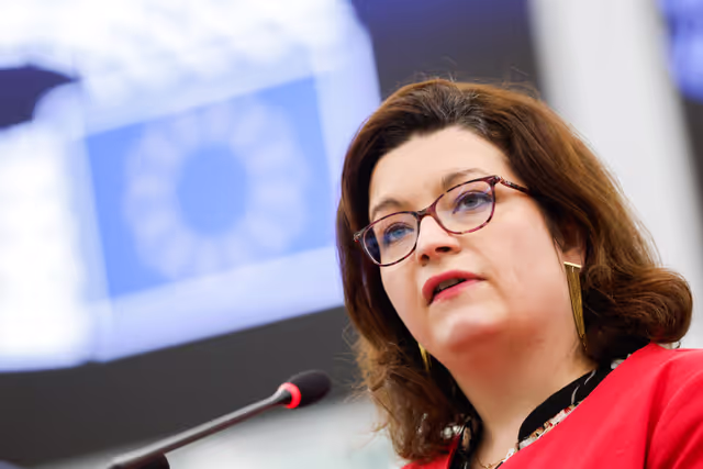 Zdjęcie 38: EP Plenary Session - Child sexual abuse online: protect children, not perpetrators