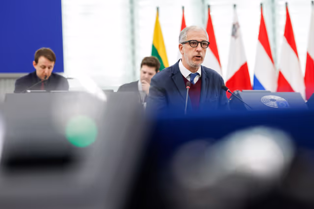Zdjęcie 29: EP Plenary Session - Child sexual abuse online: protect children, not perpetrators