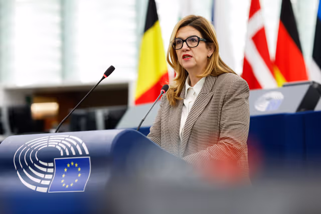 Zdjęcie 25: EP Plenary Session - Child sexual abuse online: protect children, not perpetrators