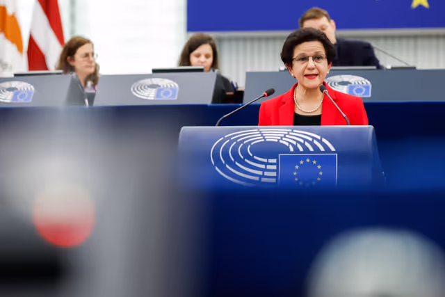 Zdjęcie 15: EP Plenary Session - Child sexual abuse online: protect children, not perpetrators