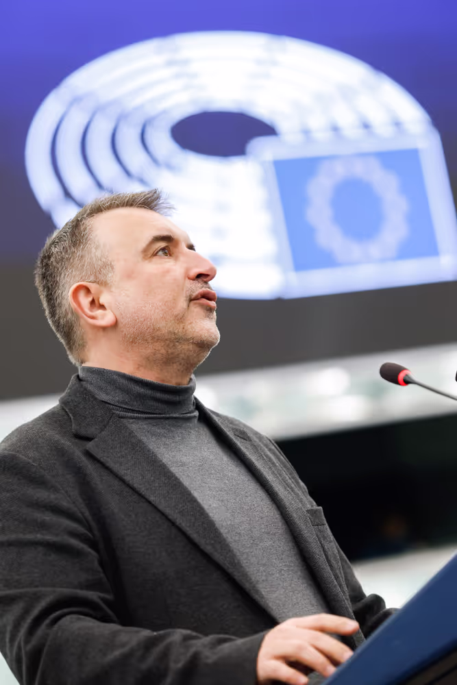 EP Plenary Session - Child sexual abuse online: protect children, not perpetrators