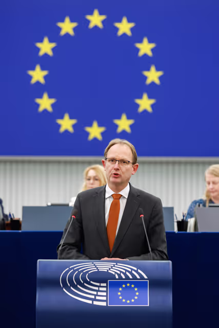 EP Plenary Session - Child sexual abuse online: protect children, not perpetrators