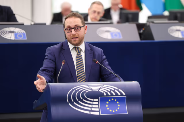 EP Plenary Session - Package travel and linked travel arrangements