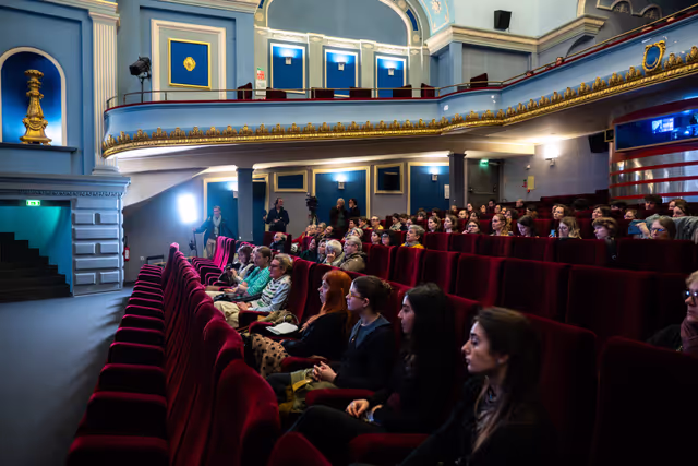 Fotografi 19: LUX Audience Award  - Screening of the movie ' Love Me Tender '
