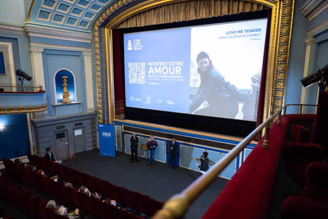 Fotografi 8: LUX Audience Award  - Screening of the movie ' Love Me Tender '