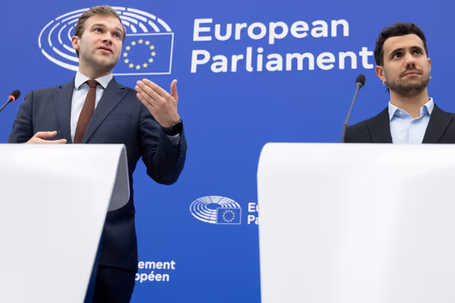 Foto 2: Press conference on Tackling trade barriers to defence