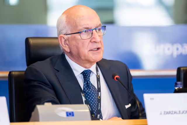 Φωτογραφία 25: IMCO LIBE - Vote on their position on the Digital Omnibus on AI,