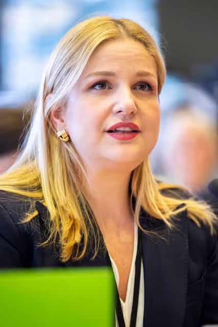 Φωτογραφία 13: IMCO LIBE - Vote on their position on the Digital Omnibus on AI,