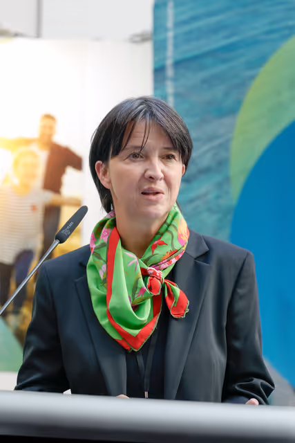 Снимка 11: Opening of the Brain Health event
