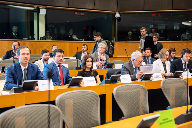 Foto 30: AFCO - Exchange of views with European political foundations