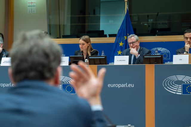Fotografi 5: ECON.- Public Hearing with Dominique Laboureix, Chair of the Single Resolution Board (SRB)