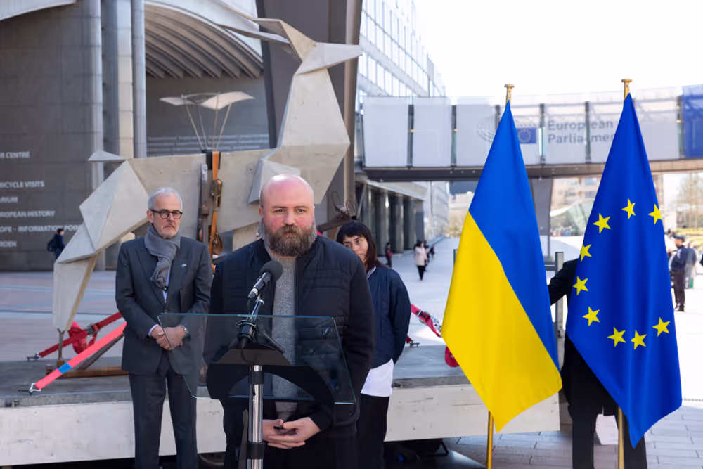 Opening ceremony of the sculpture Origami Deer by Zhanna Kadyrova