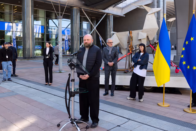 Photo 7: Opening ceremony of the sculpture Origami Deer by Zhanna Kadyrova