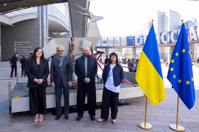 Photo 3: Opening ceremony of the sculpture Origami Deer by Zhanna Kadyrova