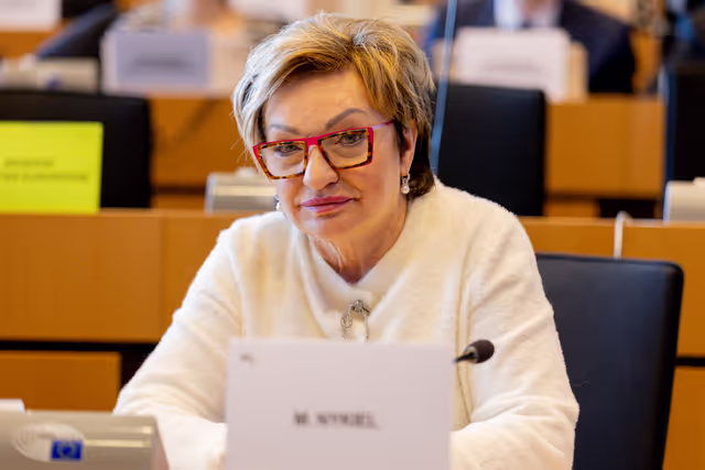 Fotografia 21: SANT ITRE - Presentation by Olivér Várhelyi, Commissioner for Health and Animal Welfare