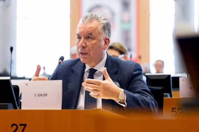 Foto 29: ITRE - Structured dialogue with Ekaterina Zaharieva, Commissioner for Startups, Research and Innovation