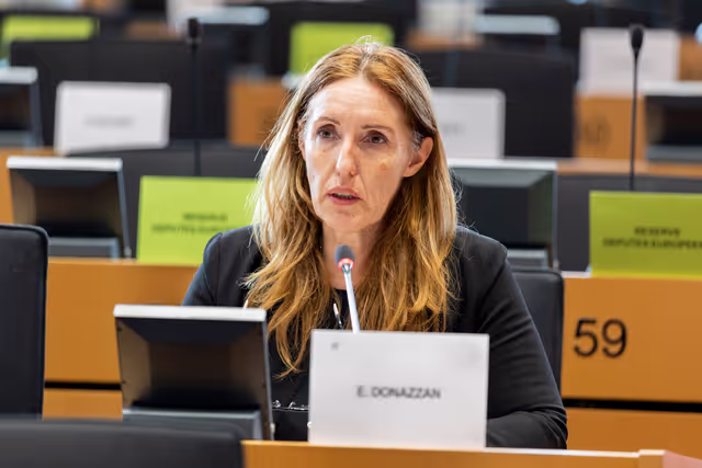 Foto 21: ITRE - Structured dialogue with Ekaterina Zaharieva, Commissioner for Startups, Research and Innovation