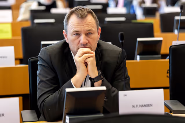 Foto 6: ITRE - Structured dialogue with Ekaterina Zaharieva, Commissioner for Startups, Research and Innovation