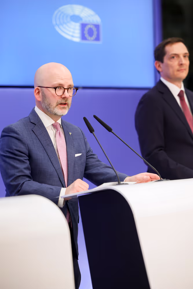 Press confrerence on the rise of no-go zones in Europe