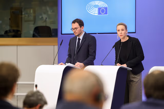 Fotografie 8: Press confrerence on the rise of no-go zones in Europe