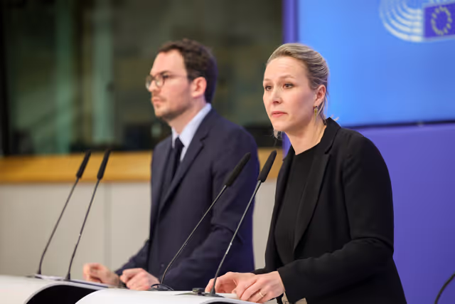 Fotografie 9: Press confrerence on the rise of no-go zones in Europe