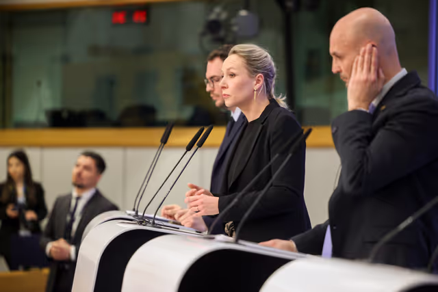 Fotografie 6: Press confrerence on the rise of no-go zones in Europe