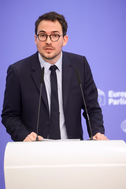 Fotografie 5: Press confrerence on the rise of no-go zones in Europe