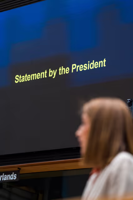 Billede 32: EP Plenary Session - Resumption of session and order of business