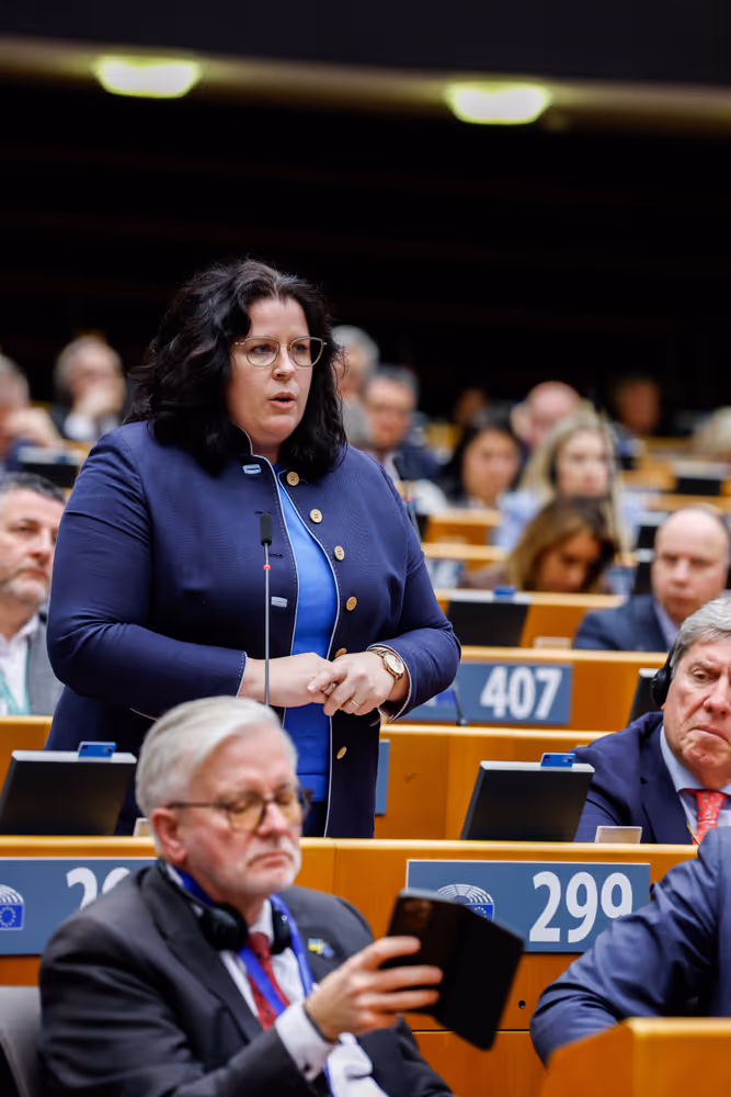 EP Plenary Session - Resumption of session and order of business