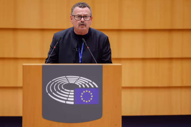 EP Plenary Session - Oral question - Implementation of the Urban Wastewater Treatment Directive (UWWTD) and risks to the security of supply of medicines